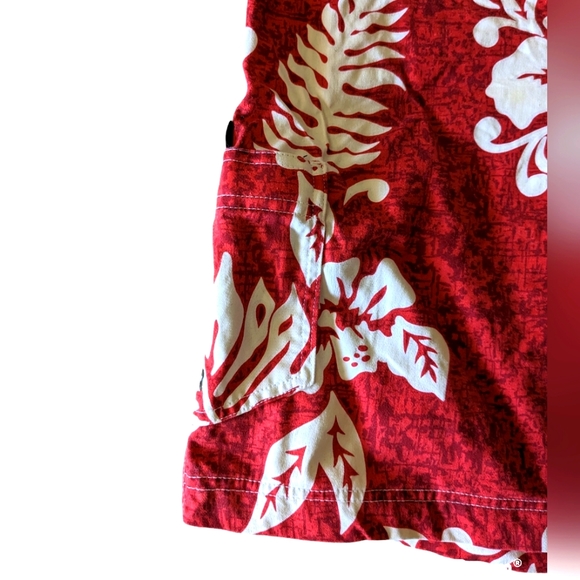 Men's Bullhead Hawaiian print swim trunks - Picture 2 of 6